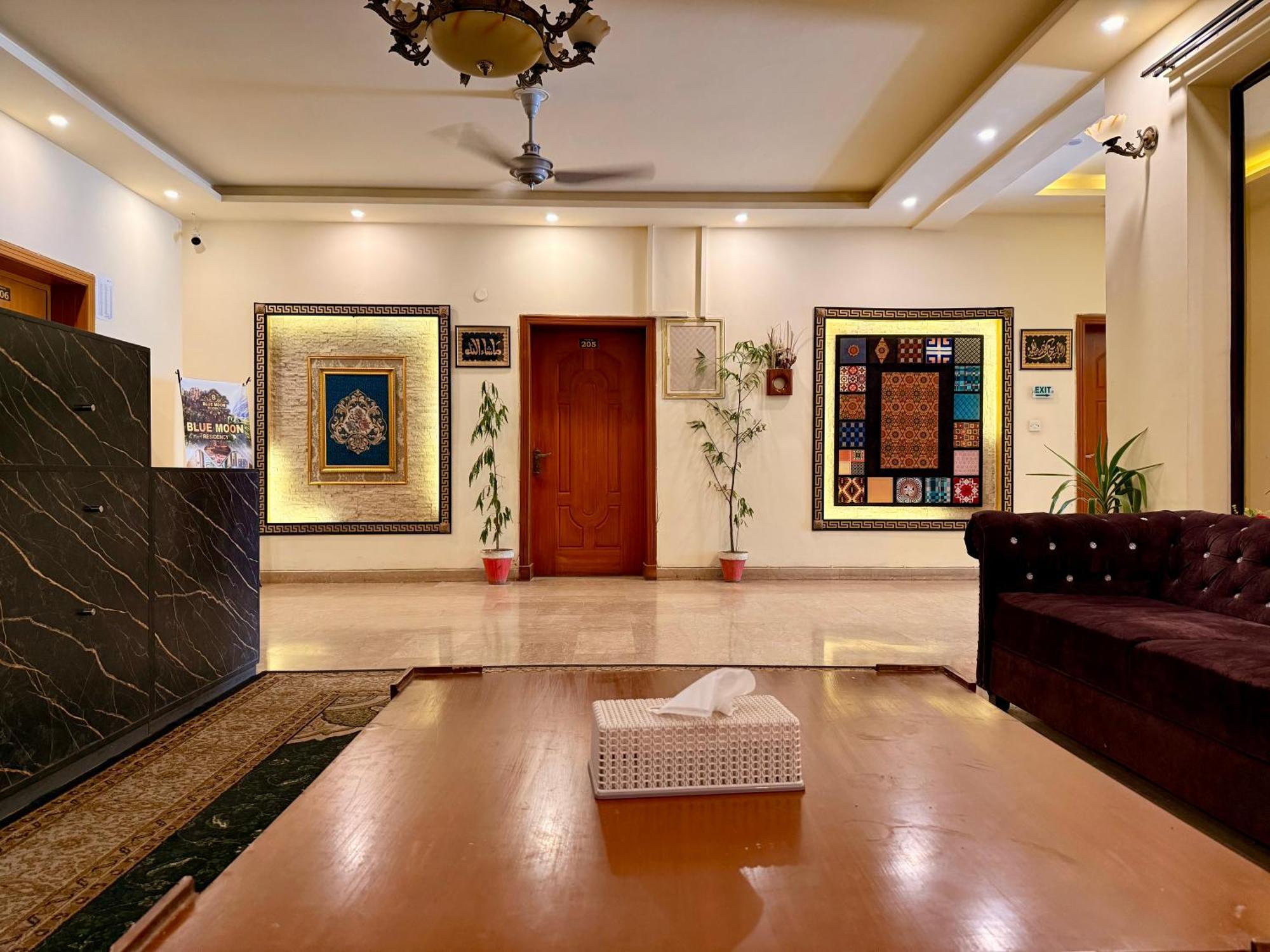 Blue Moon Residency Jinnah Super Islamabad Exterior foto
